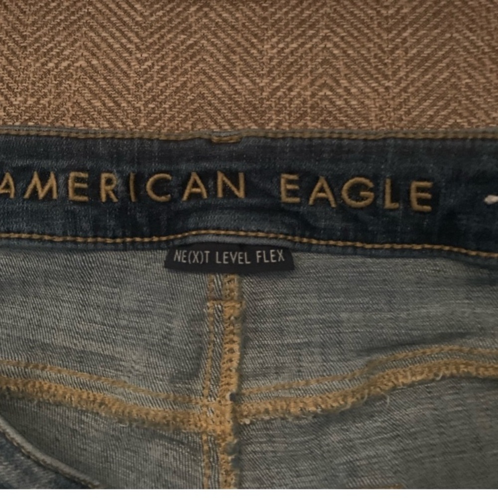 Excellent Preowned Condition Americana Eagle next level stretch Jeans size 31. - Picture 4 of 7